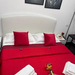 Casa de hóspedes Lux House Airport 
